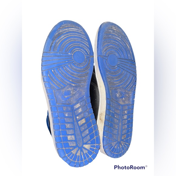 Air Jordan 1 Retro High OG 'Royal' 2017 - Picture 4 of 6